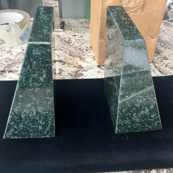 New Stunning Viking Green Marble Maul Book Ends.  Weight is 4 pounds each. - Picture 3 of 10
